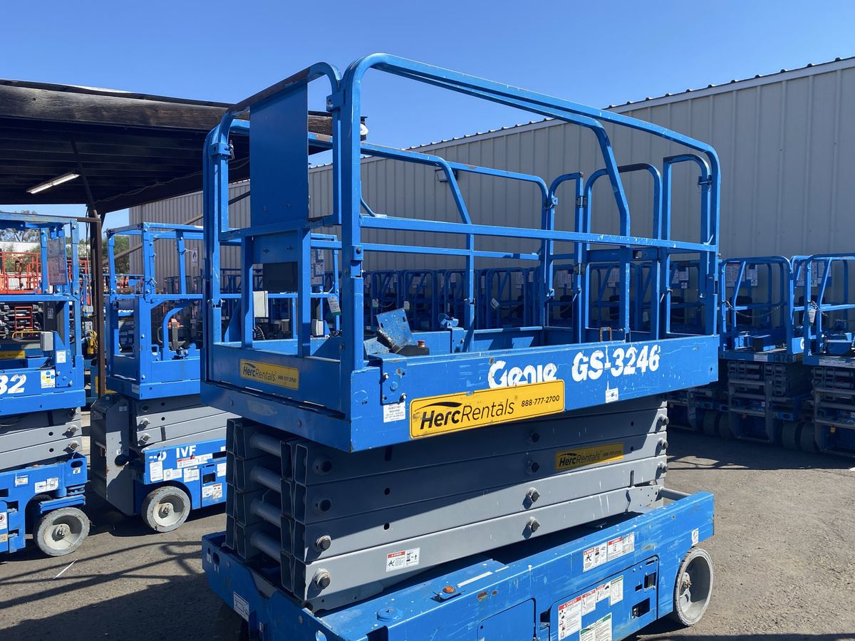 2018 Genie GS-3246-5