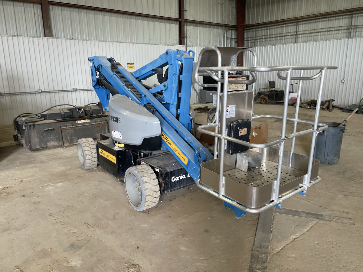 2017 Genie Z-33/18-2