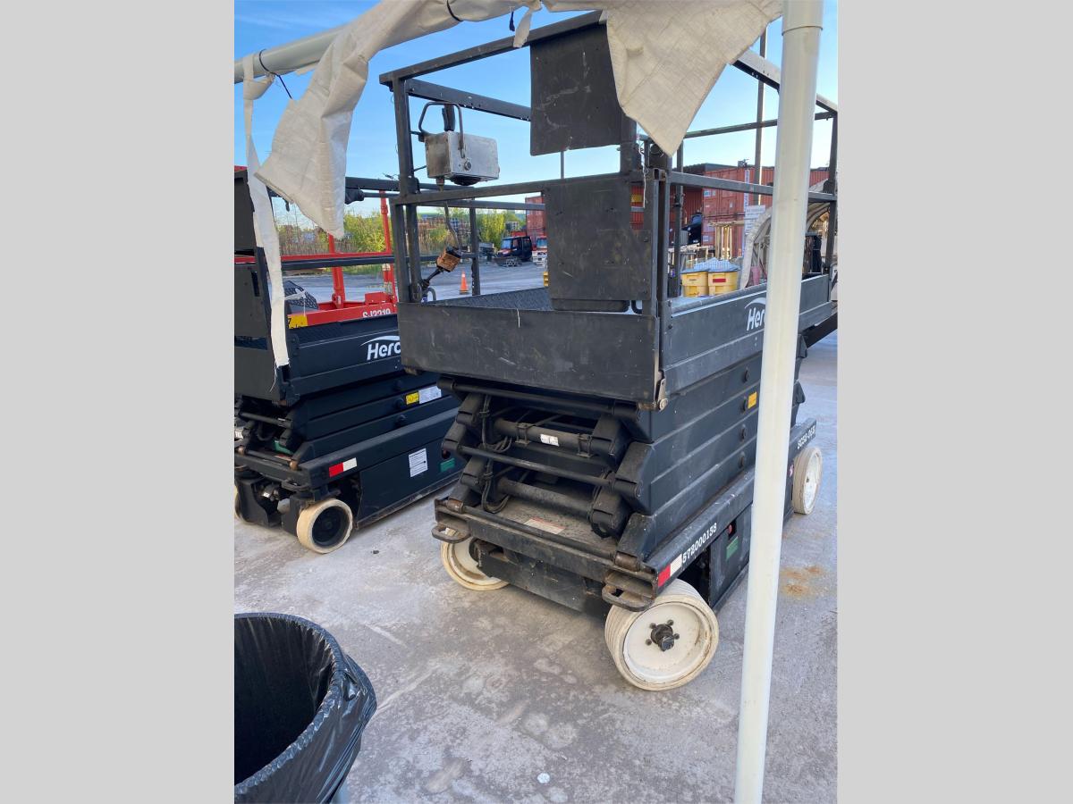 2005 Skyjack SJ4632-2