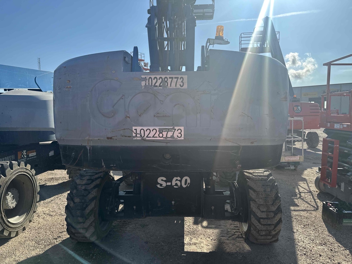 2017 Genie S-60-5