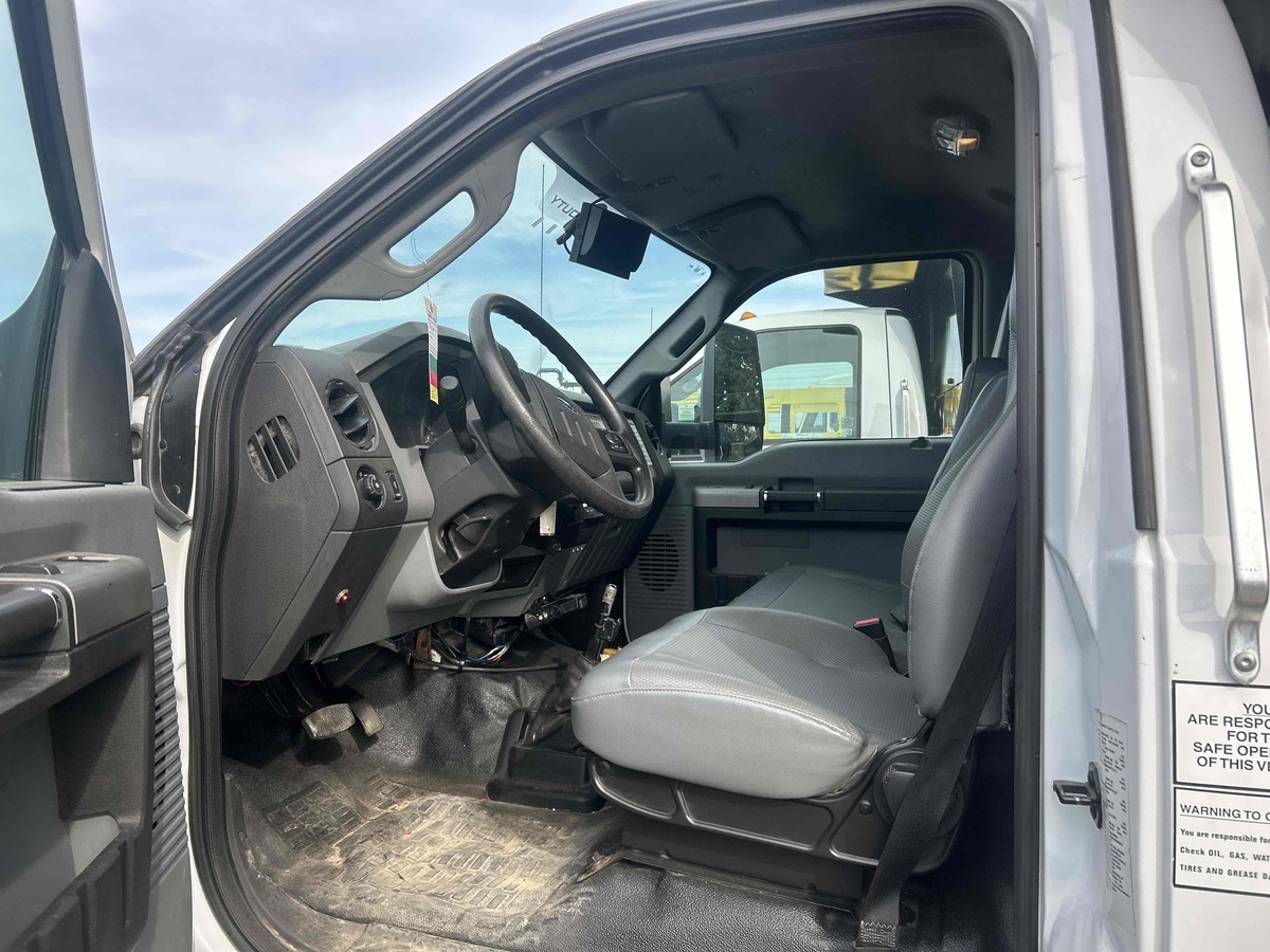 2019 Ford F750-15