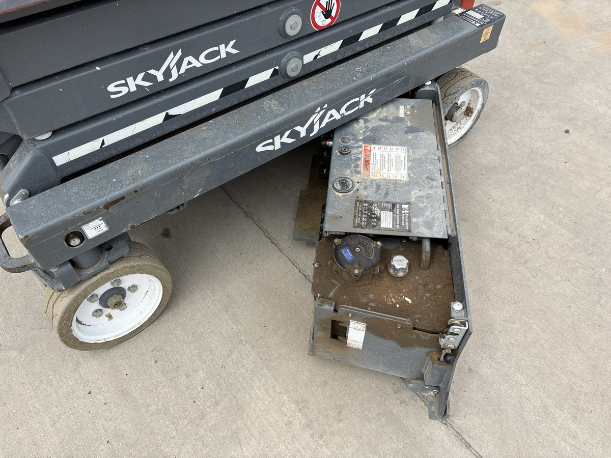 2017 Skyjack SJ3219-6