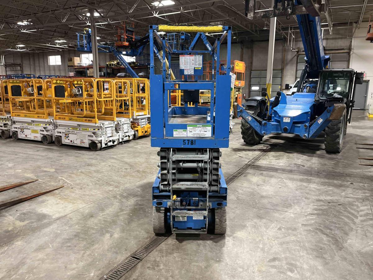 2013 Genie GS-2632