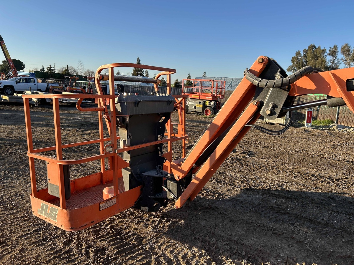 2018 JLG 450AJ-10