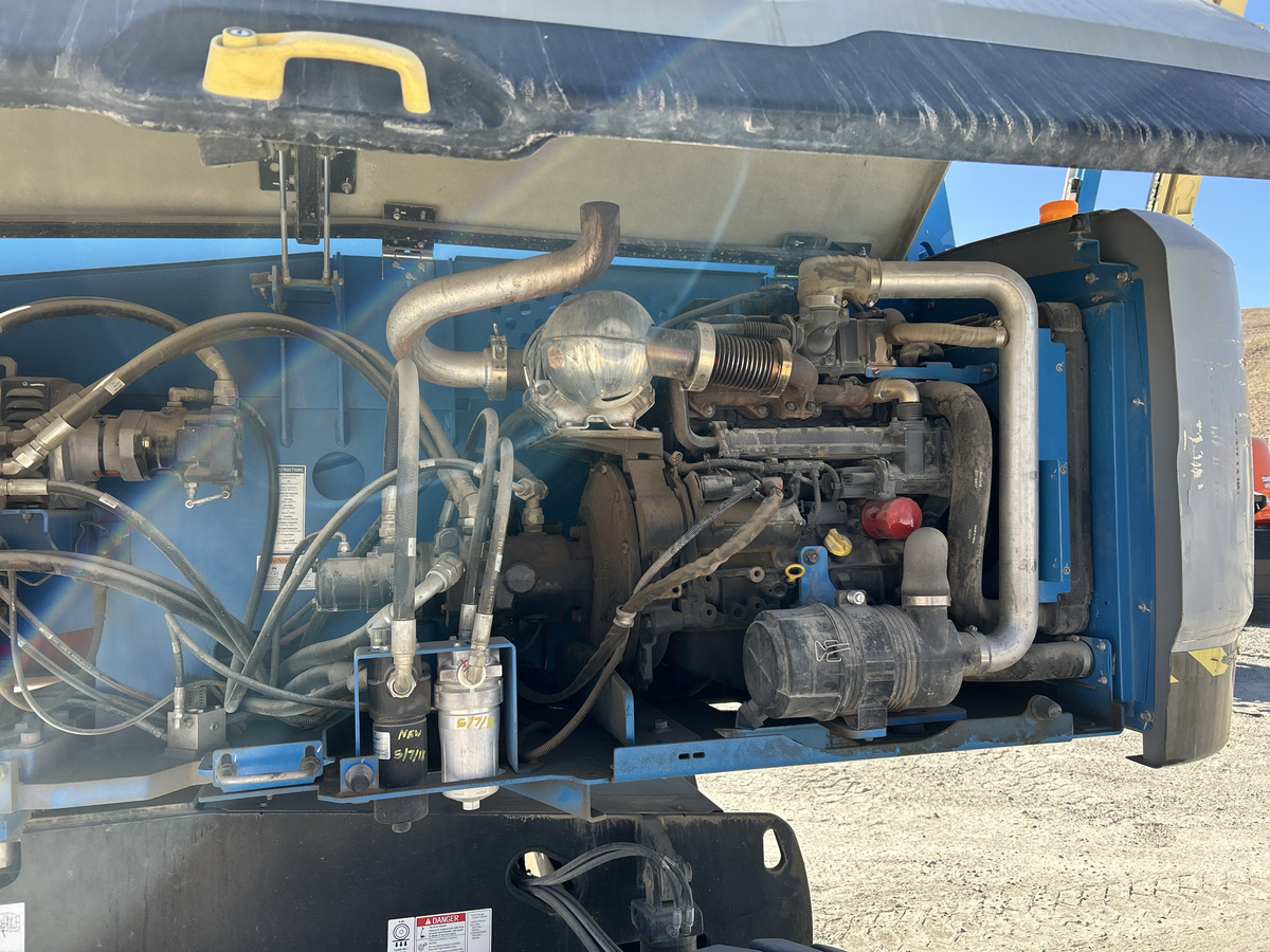 2018 Genie S-65-8
