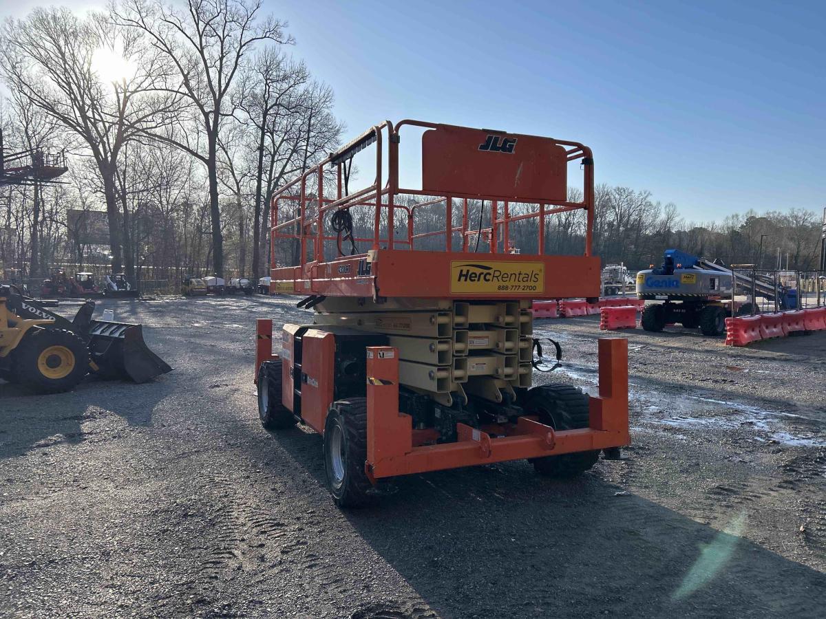 2018 JLG 430LRT