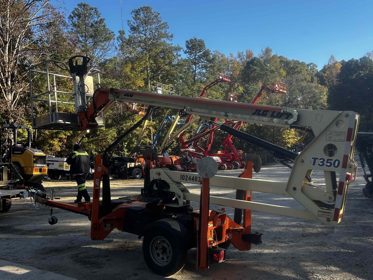 2018 JLG T350-2