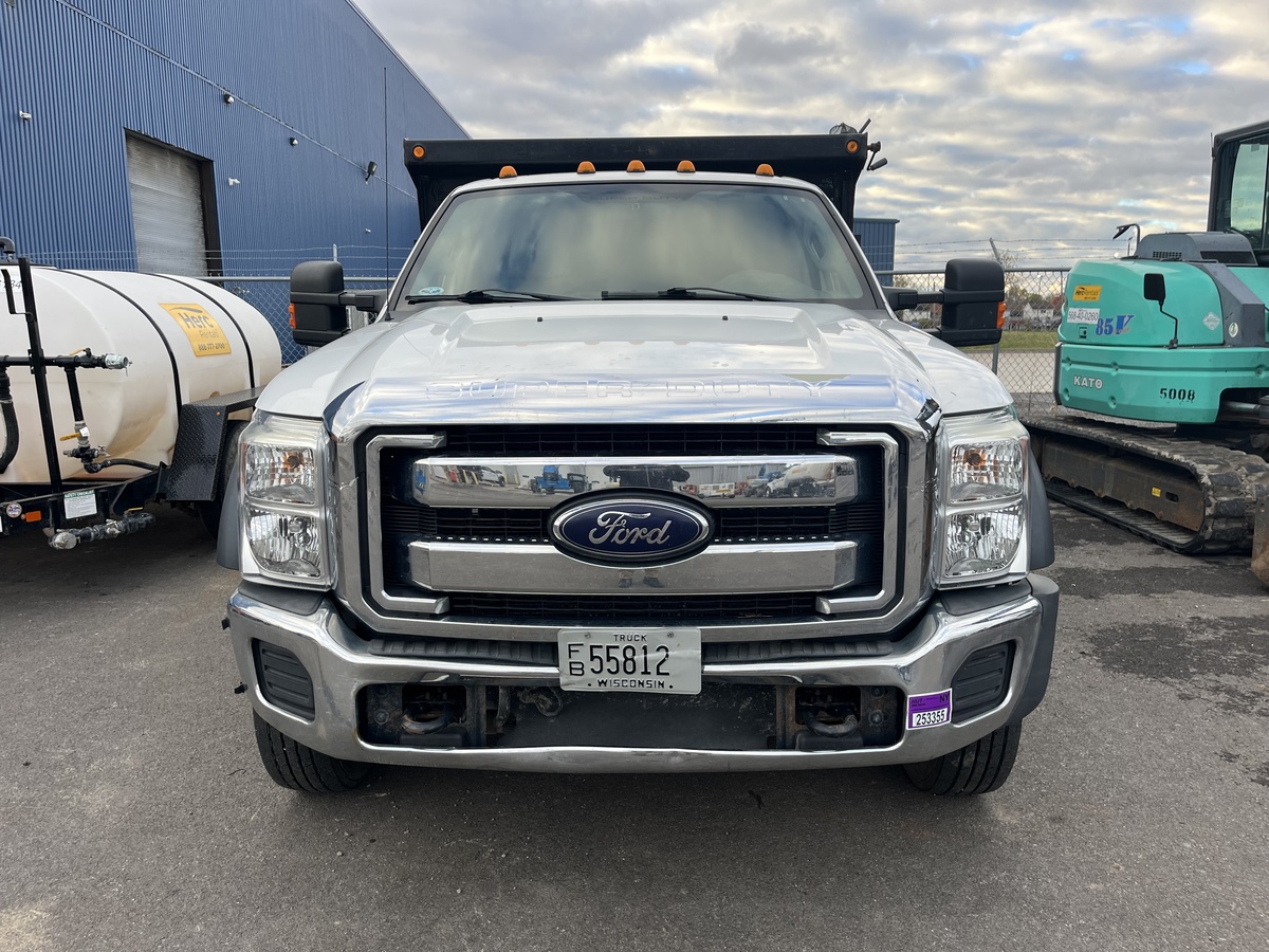 2016 Ford F550-2