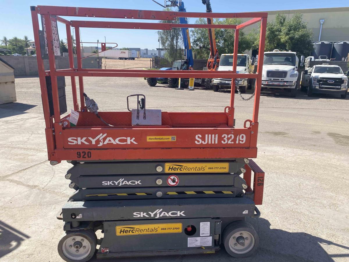 2016 Skyjack SJ3219