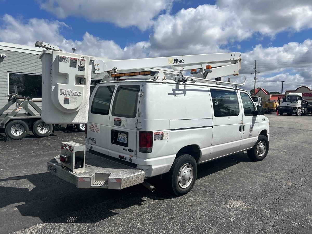 2014 Ford E350 Superduty-4