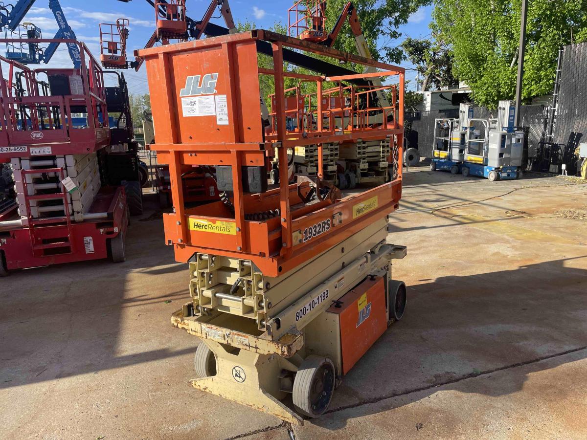 2016 JLG 1932RS
