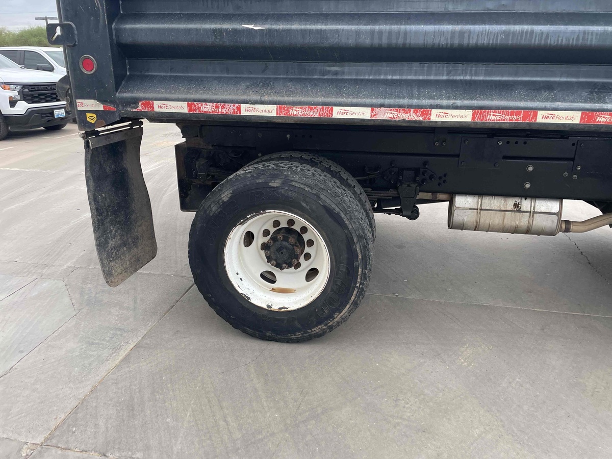 2019 Ford F750-7