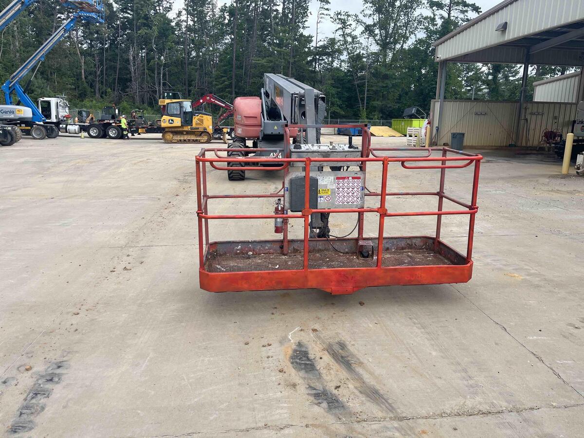 2016 Skyjack SJ86 T