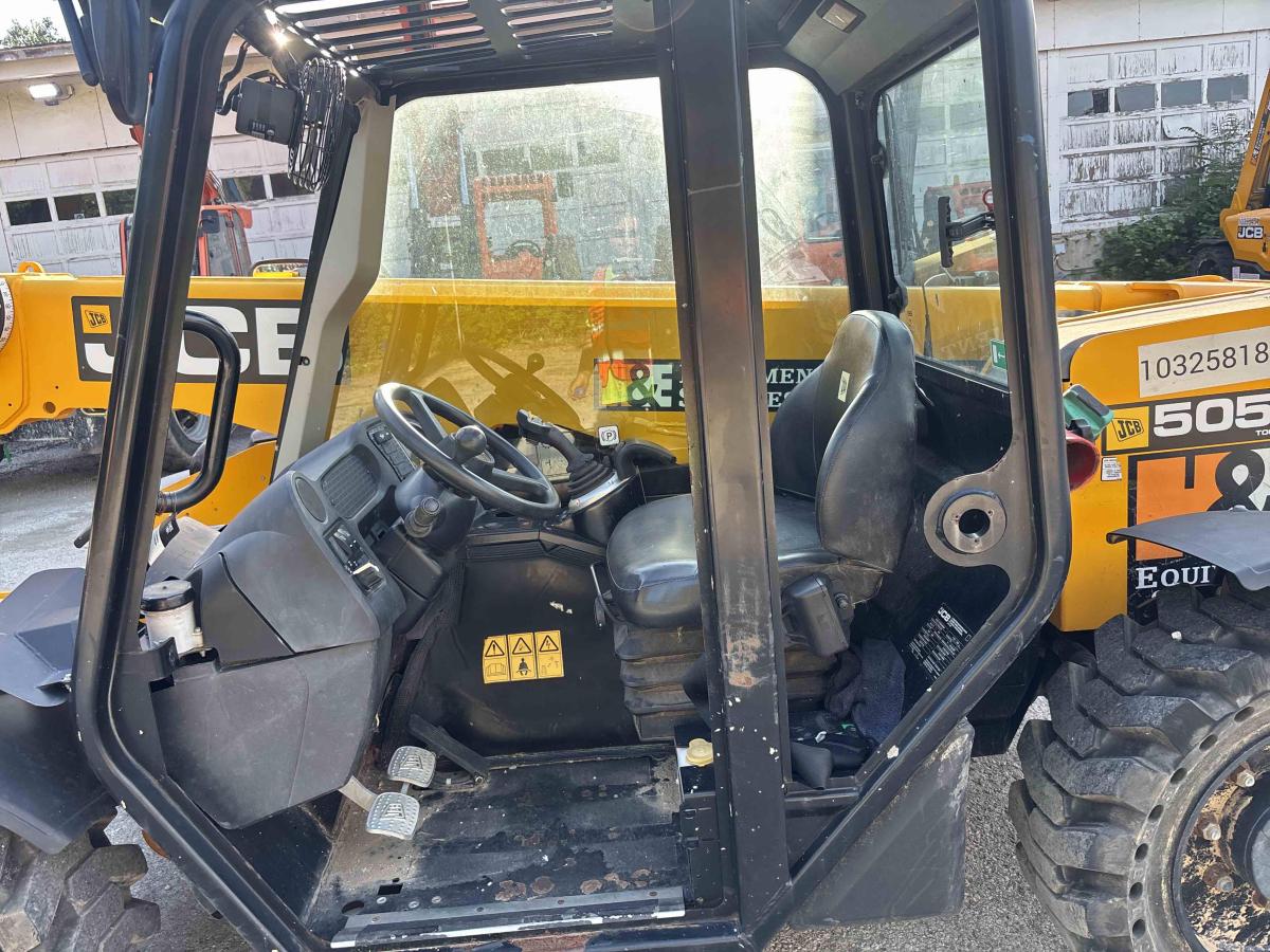 2021 JCB 505-20 TC-8