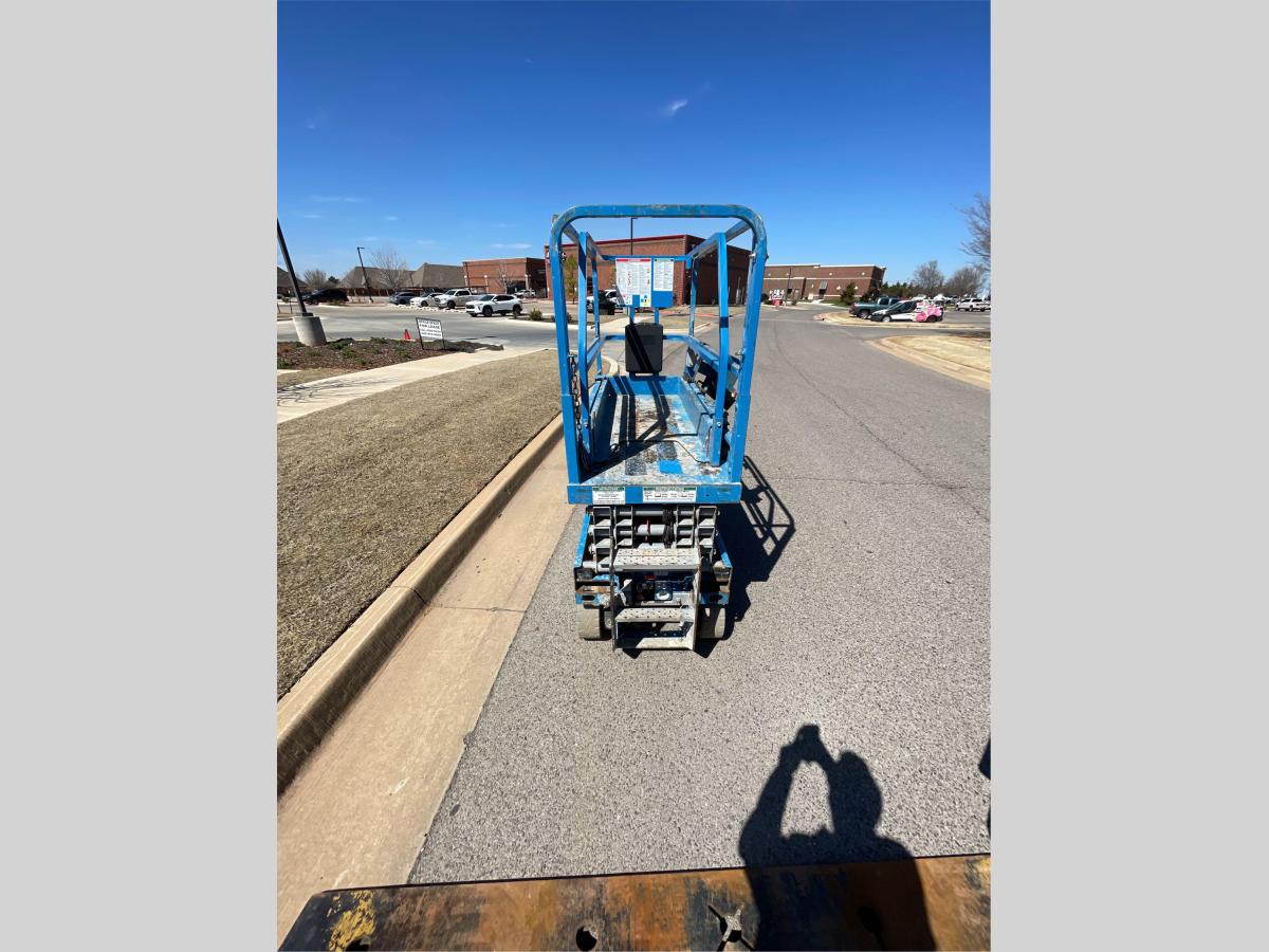 2018 Genie GS-1930