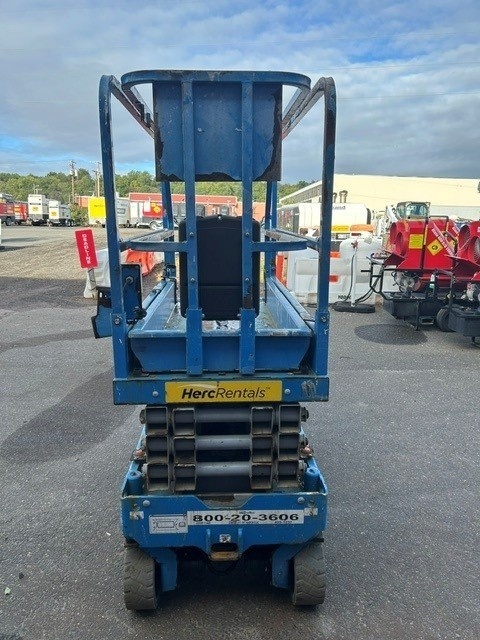 2018 Genie GS-1930