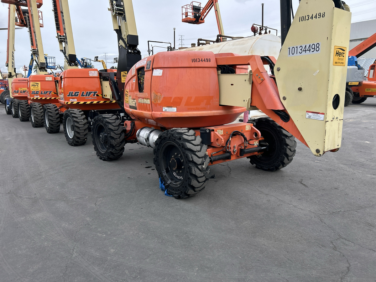 2014 JLG 600AJ-5