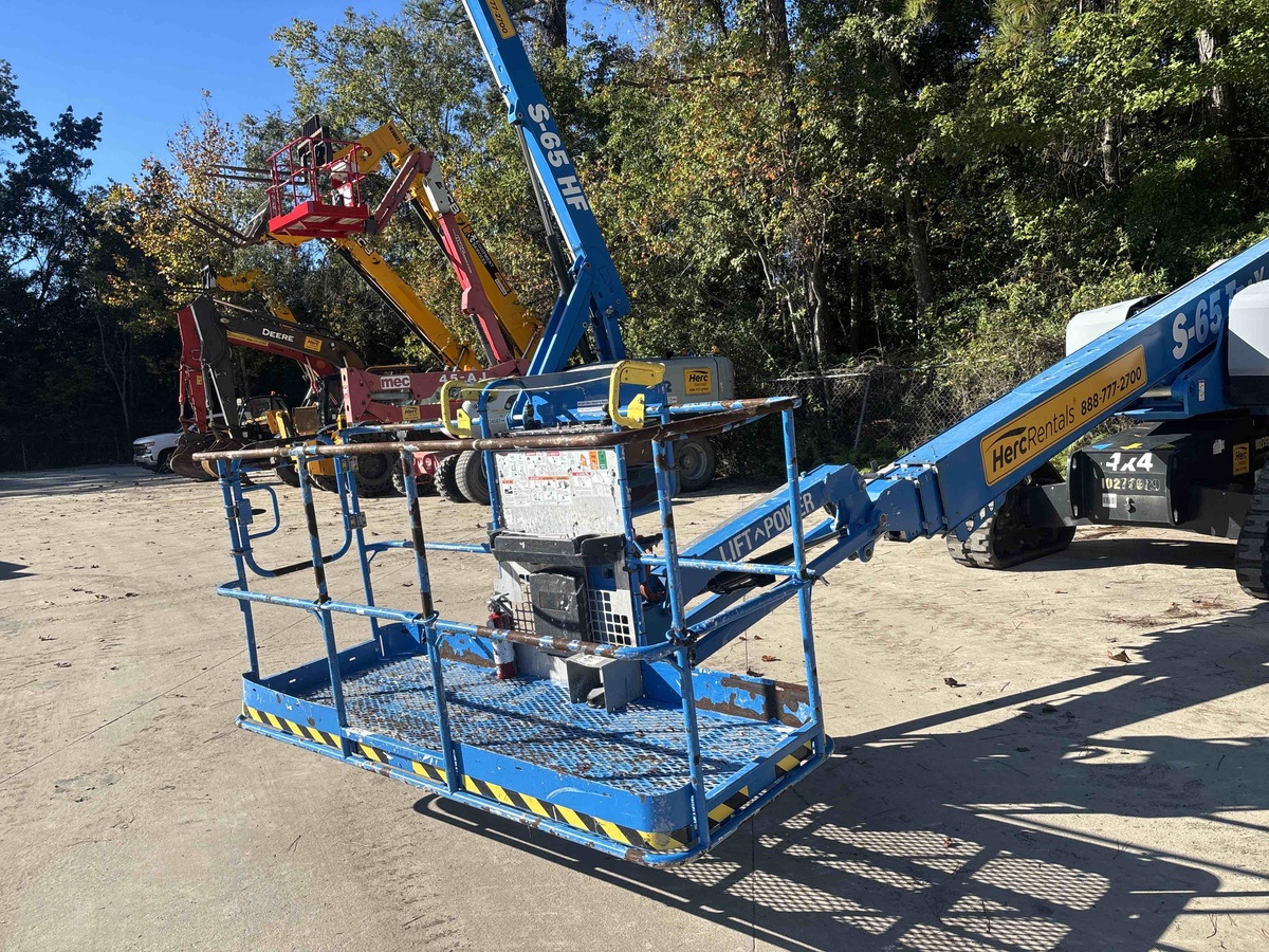 2019 Genie S-65 Trax-3