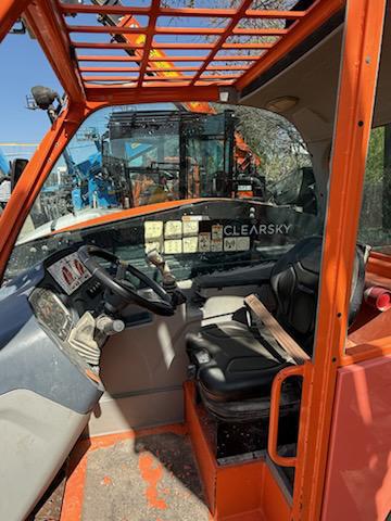 2018 JLG 1255