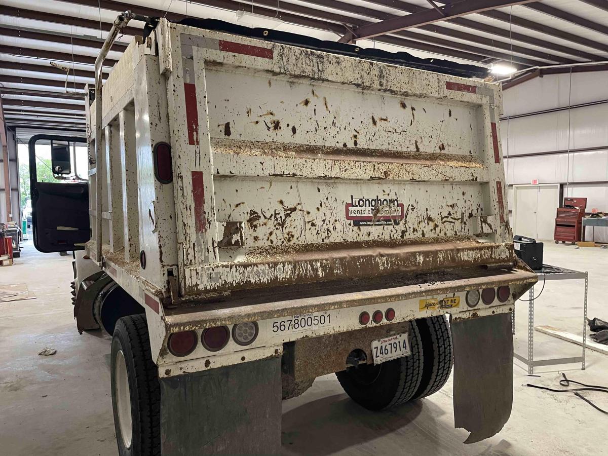 2021 Peterbilt 337