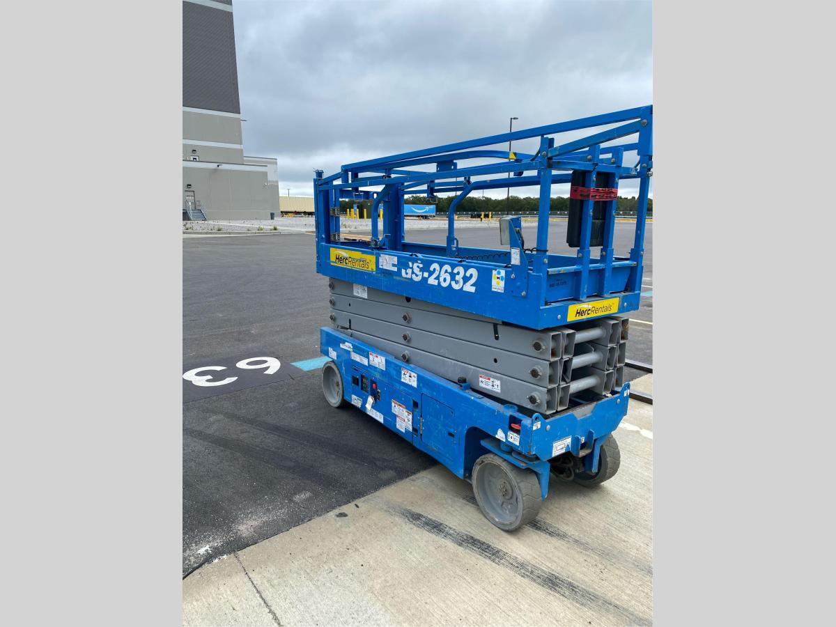 2017 Genie GS-2632