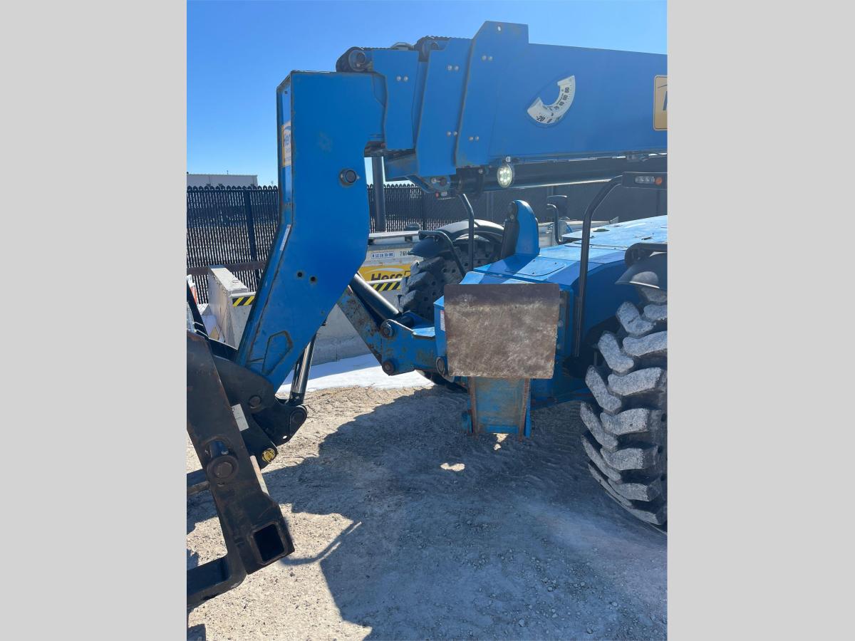 2019 Genie GTH-1056-2