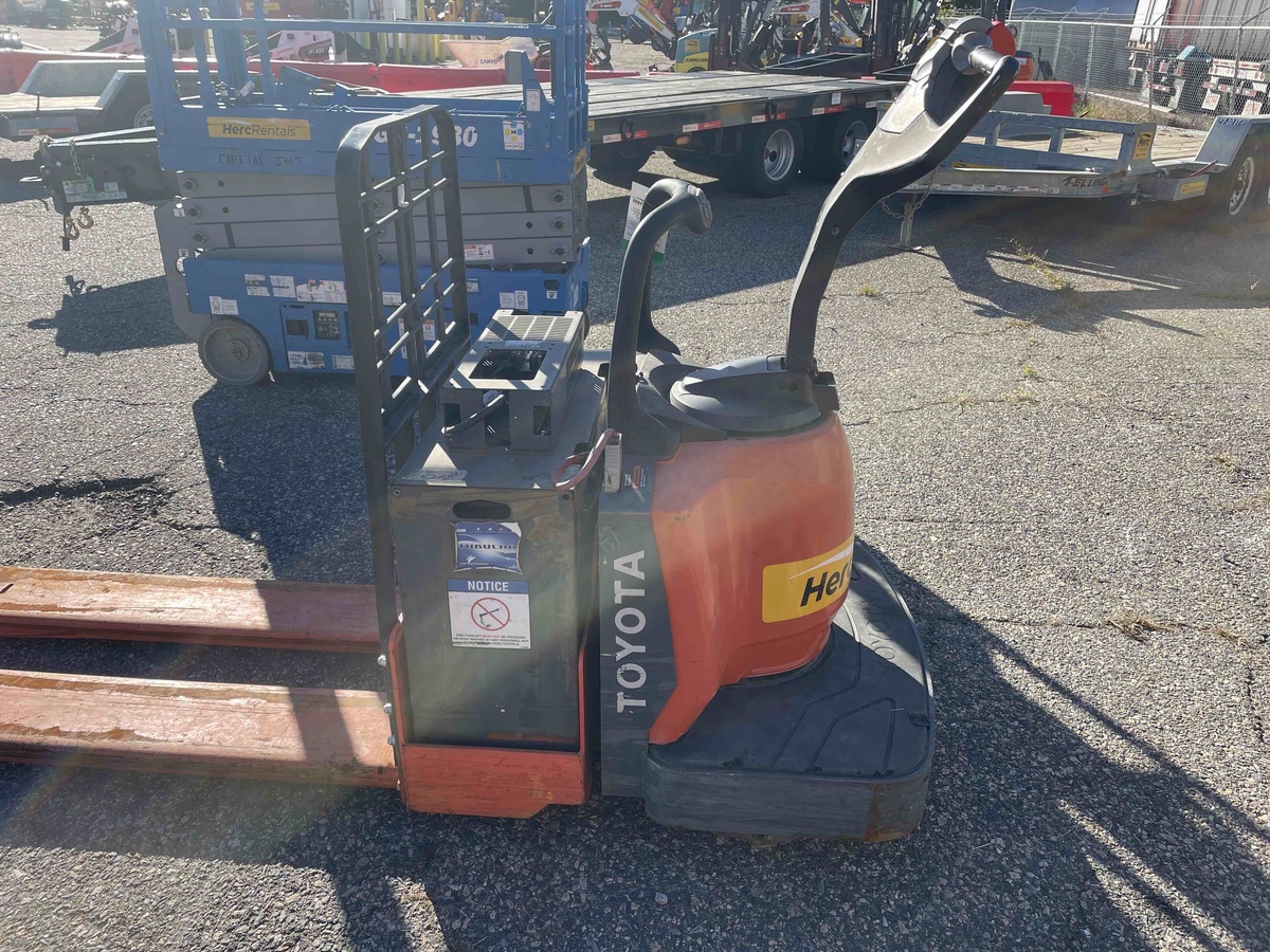 2020 Toyota 8HBE30-4