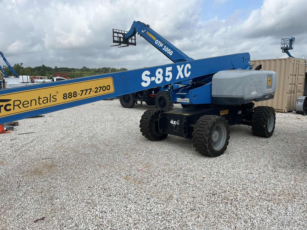 2018 Genie S-85-4