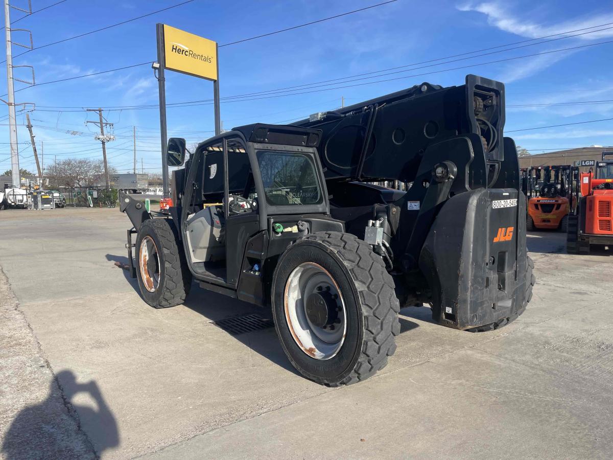 2018 JLG 1255