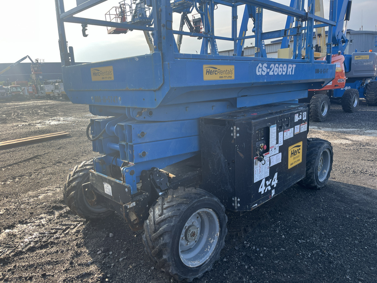 2017 Genie GS-2669 RT-3