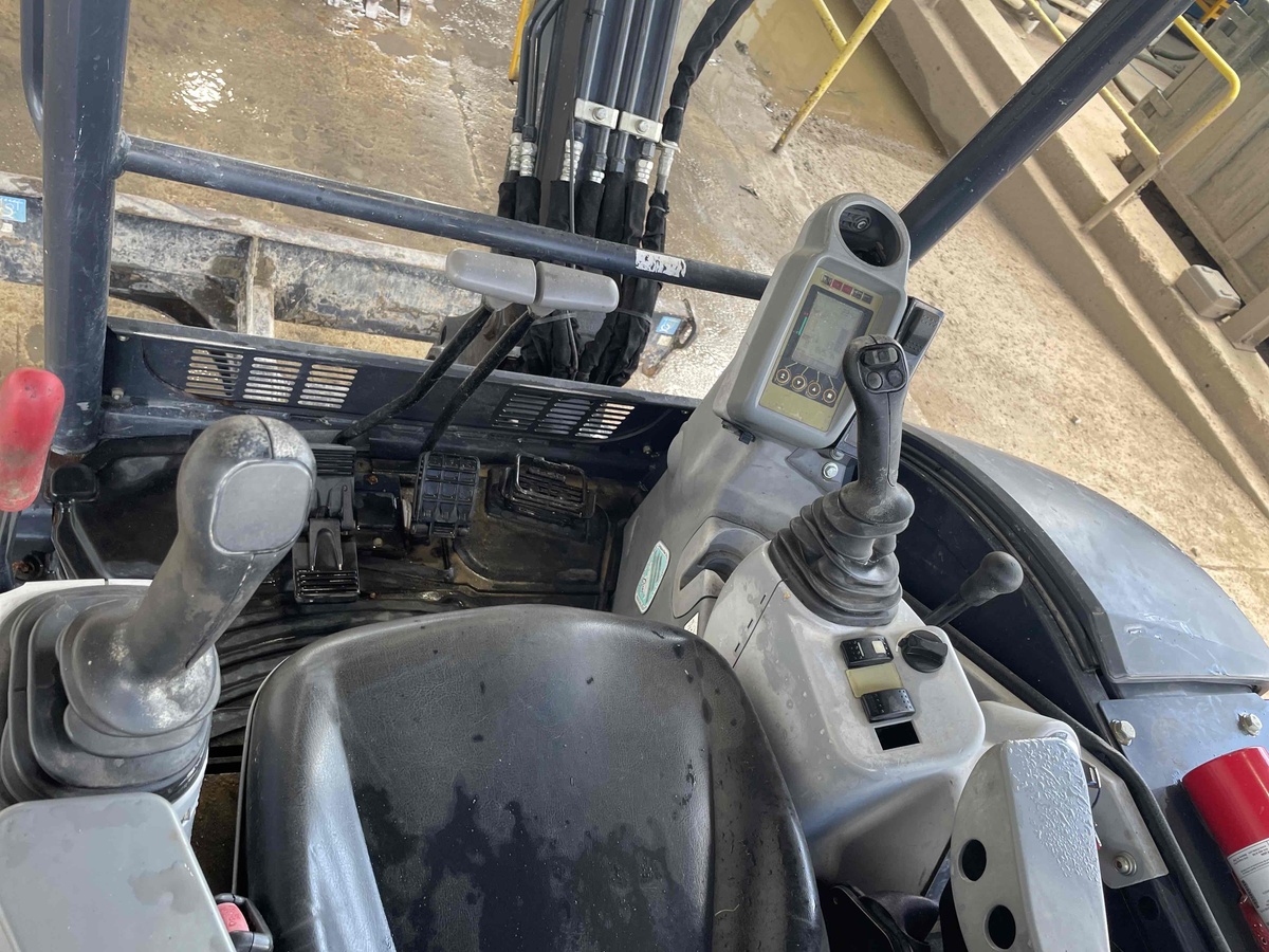 2020 John Deere 35G-10