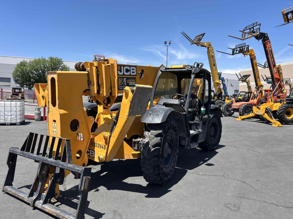 2018 JCB 510-56