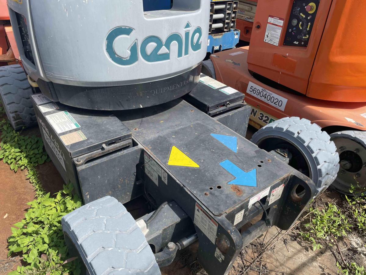 2016 Genie Z-33/18