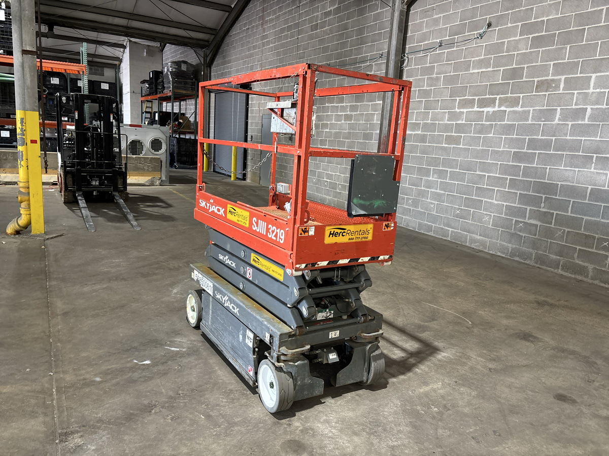2019 Skyjack SJ3219
