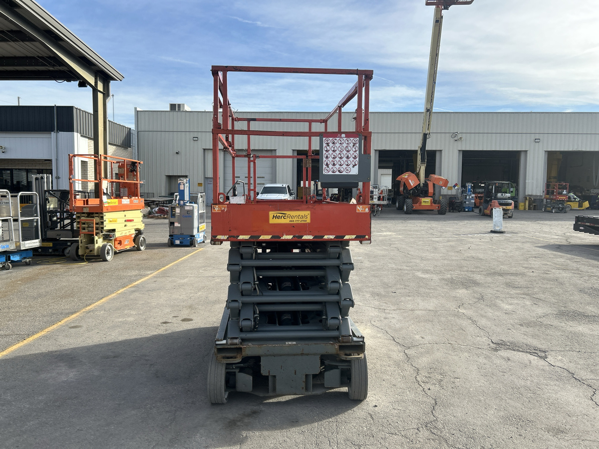 2017 Skyjack SJ4740-3