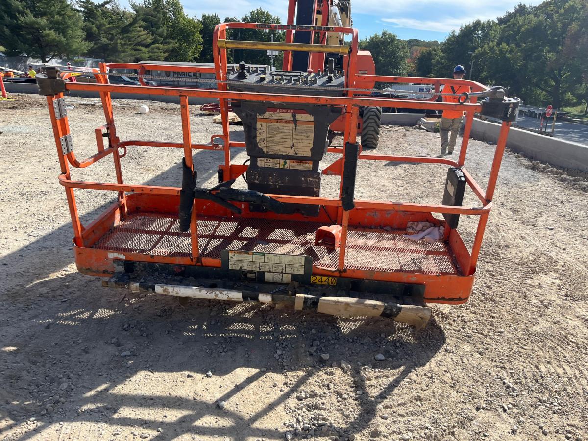 2018 JLG 860SJ
