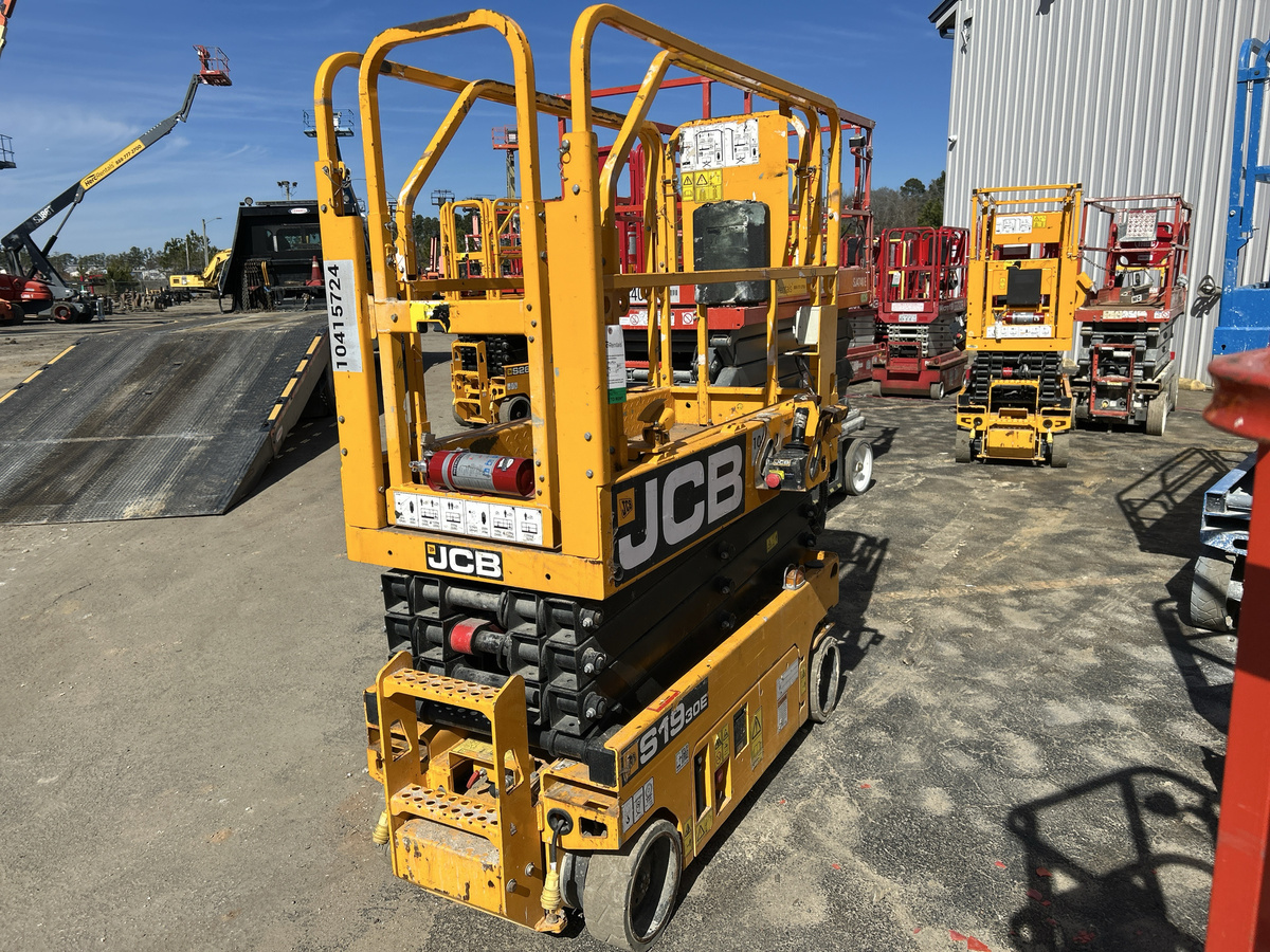 2023 JCB S1930E-6