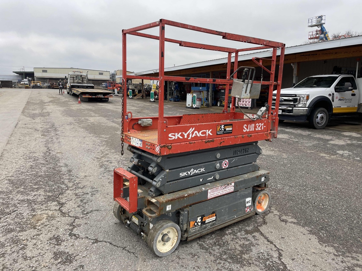 2017 Skyjack SJ3219-4