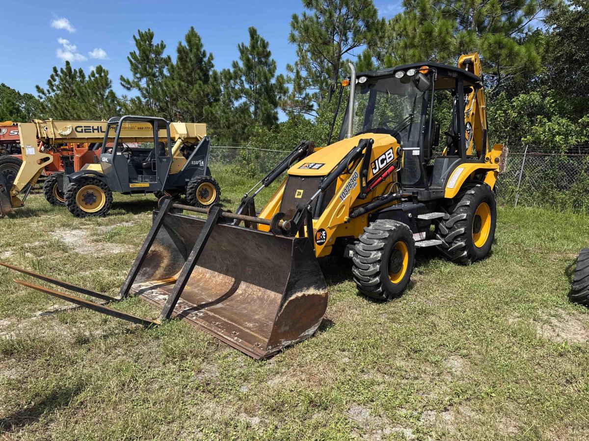 2022 JCB 3CX