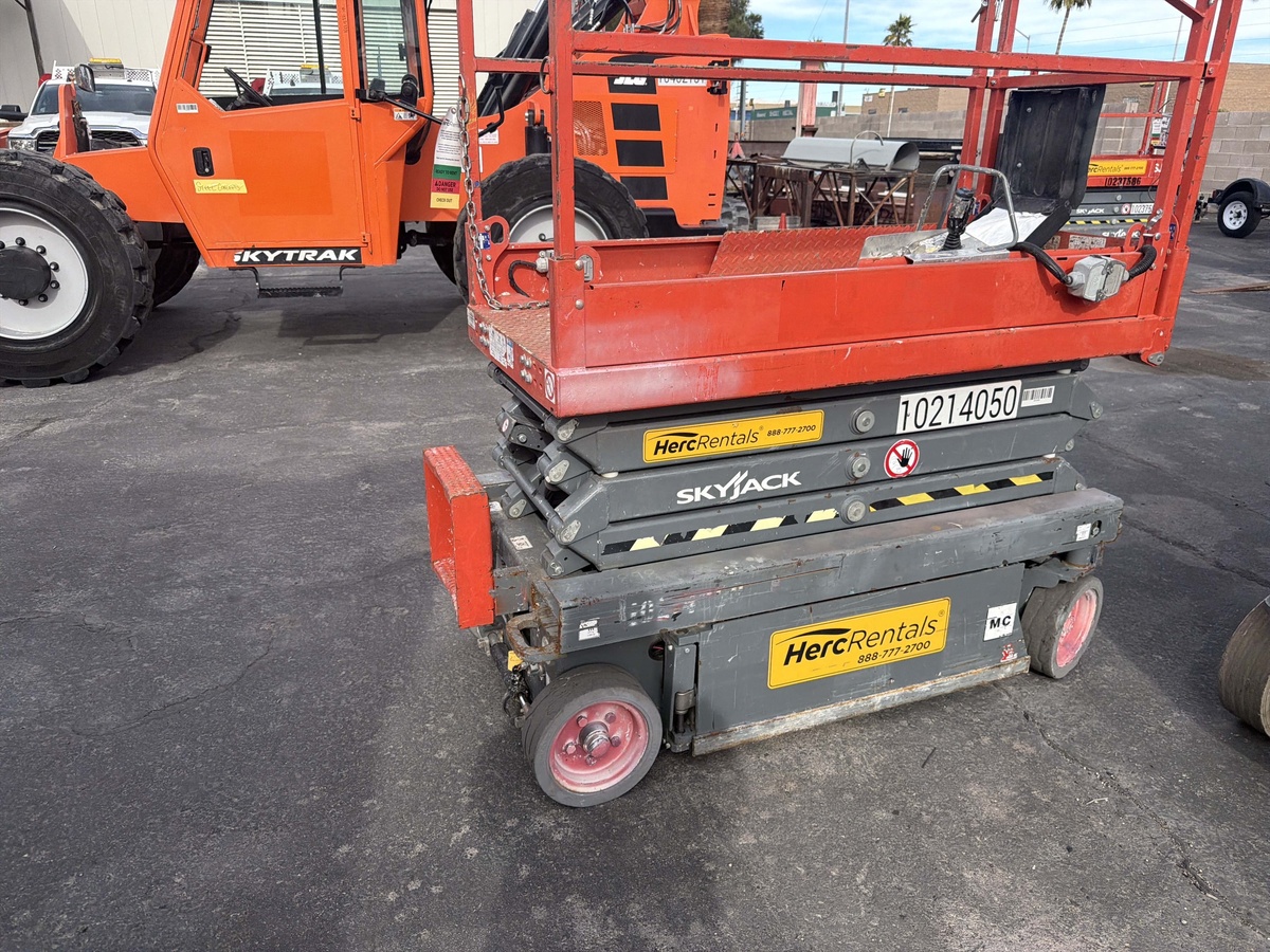 2017 Skyjack SJ3219