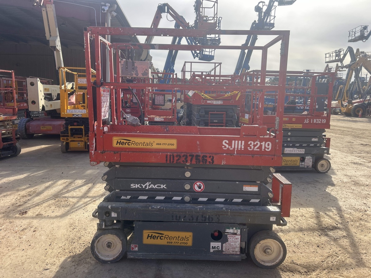 2018 Skyjack SJ3219-6