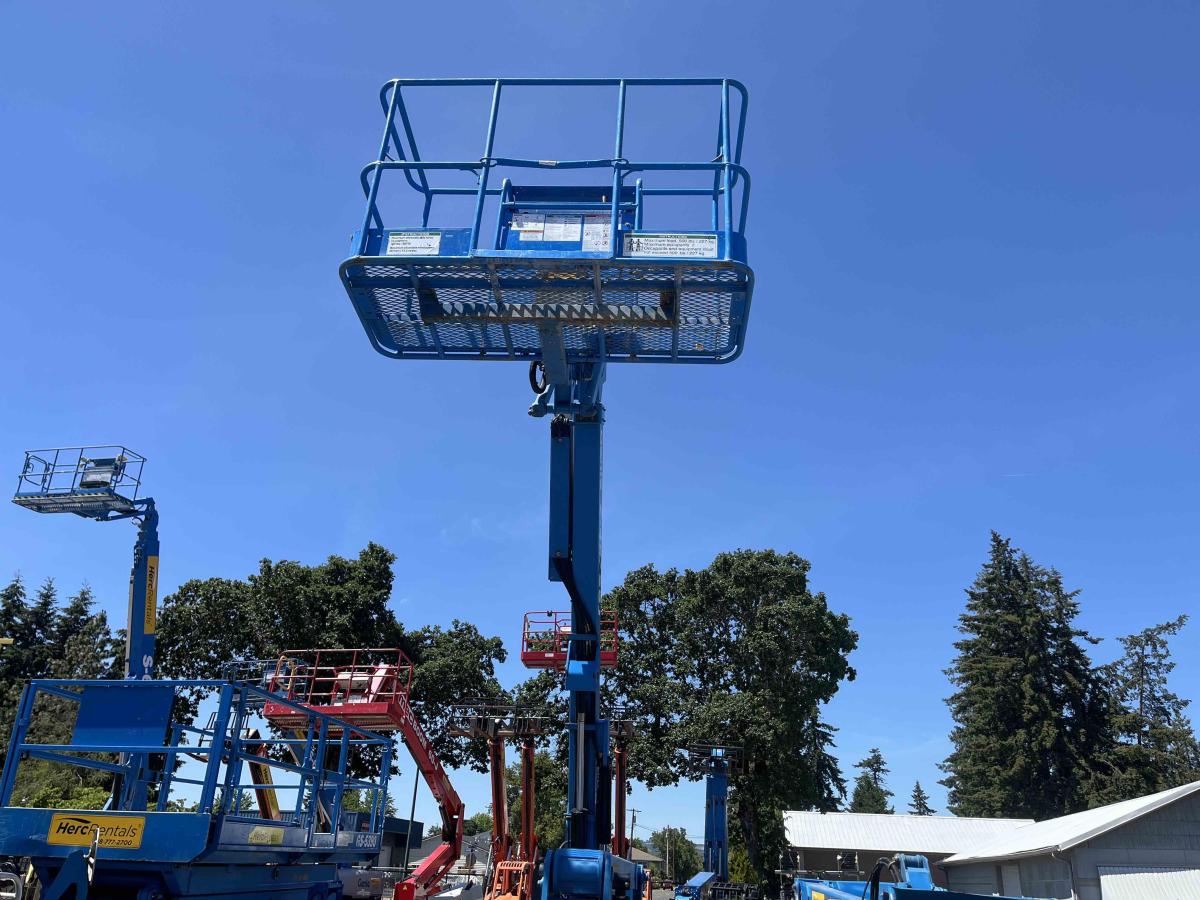 2013 Genie Z-45/25J