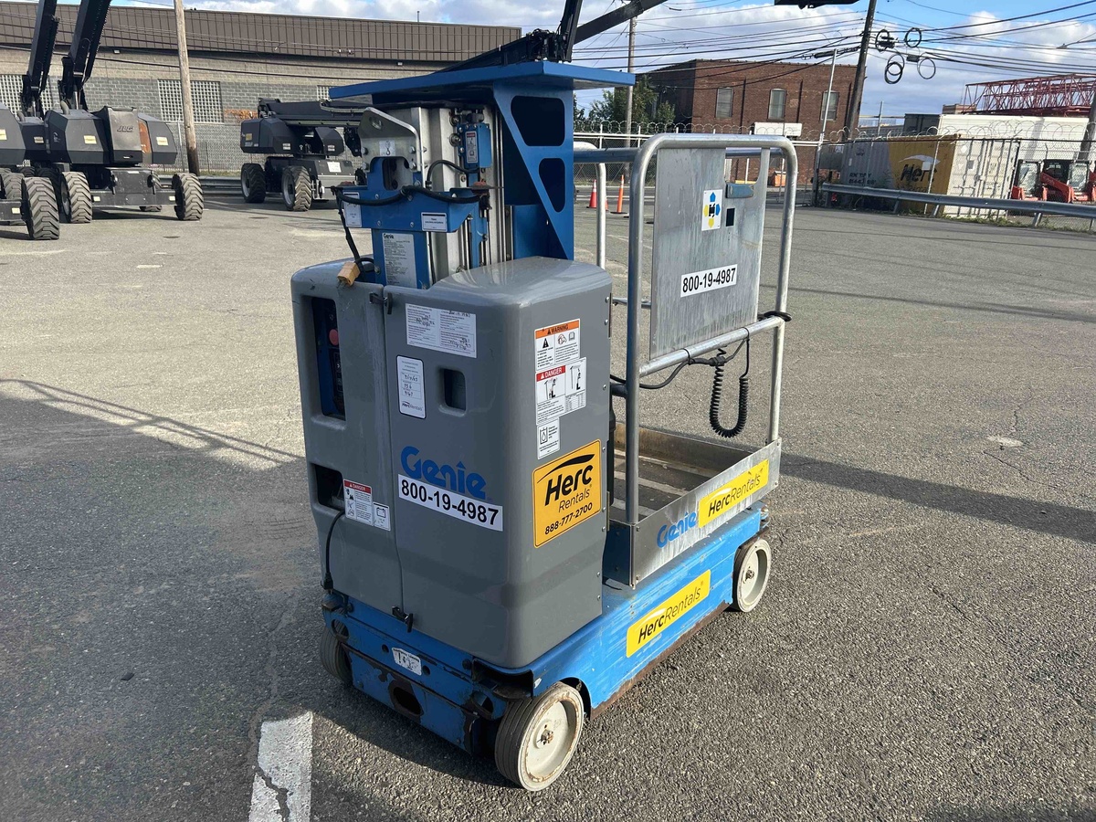 2018 Genie GR-12-3