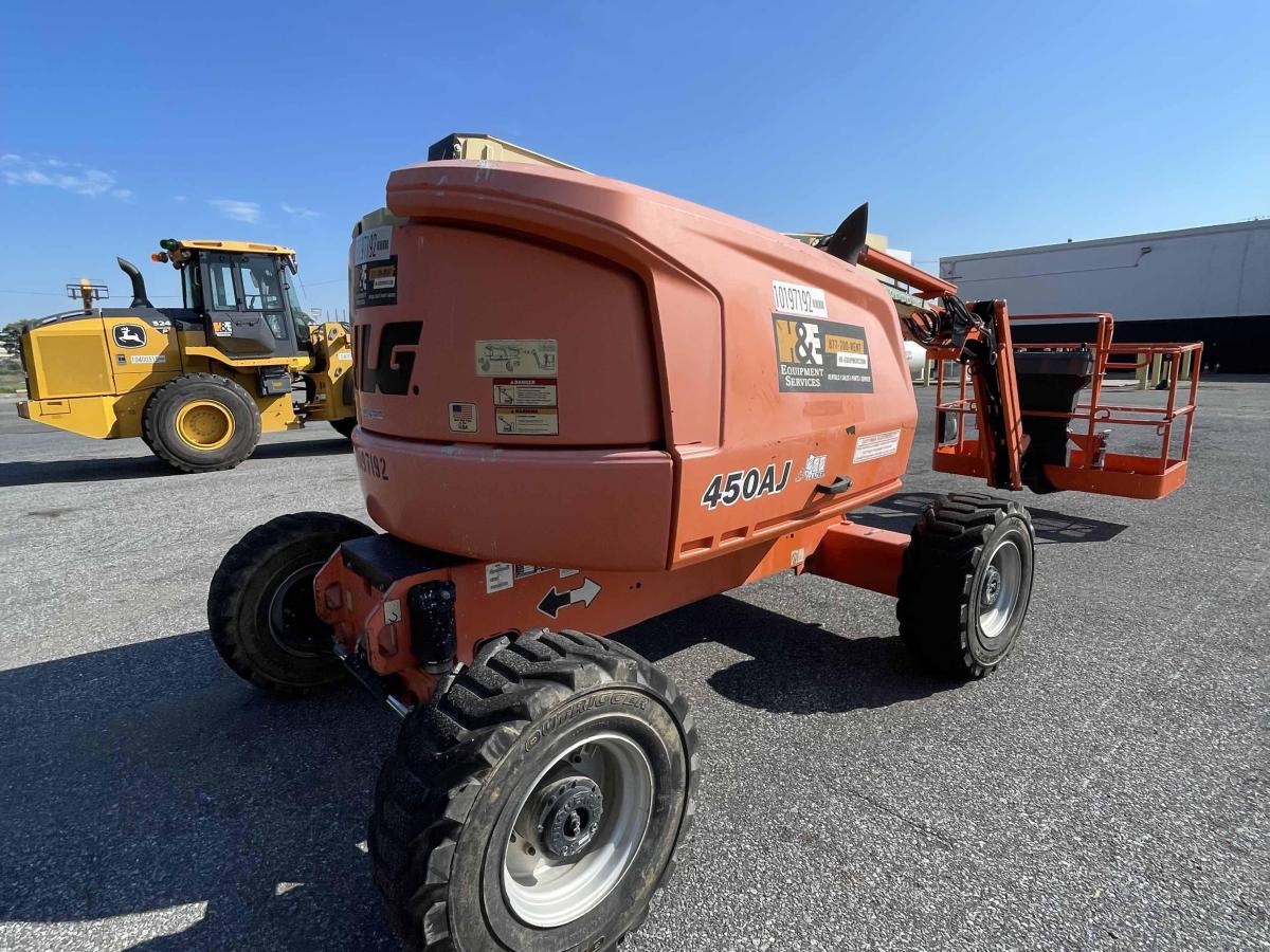 2016 JLG 450AJ-11