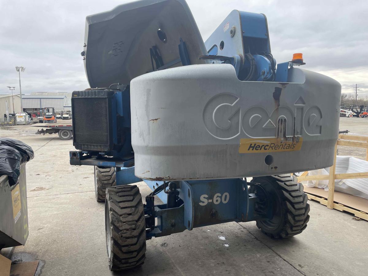 2014 Genie S-60