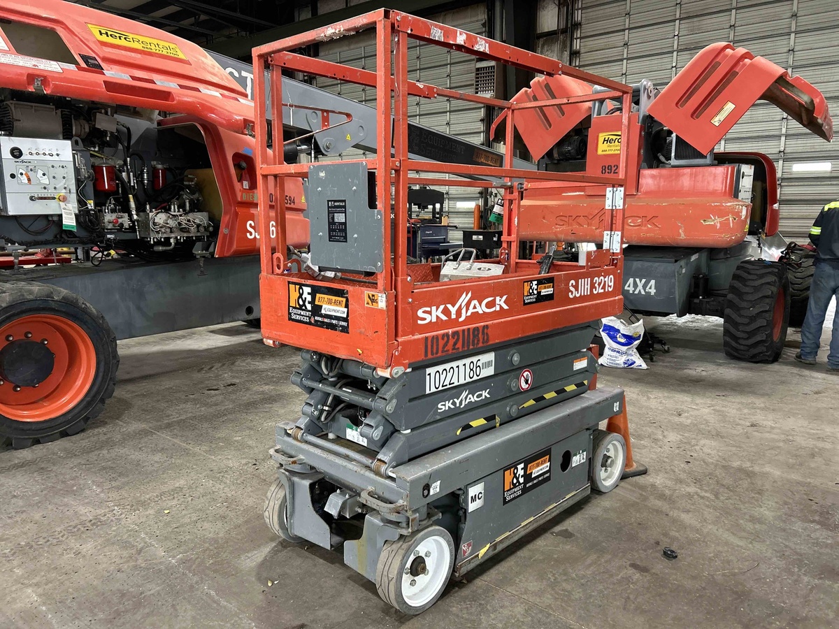 2017 Skyjack SJ3219
