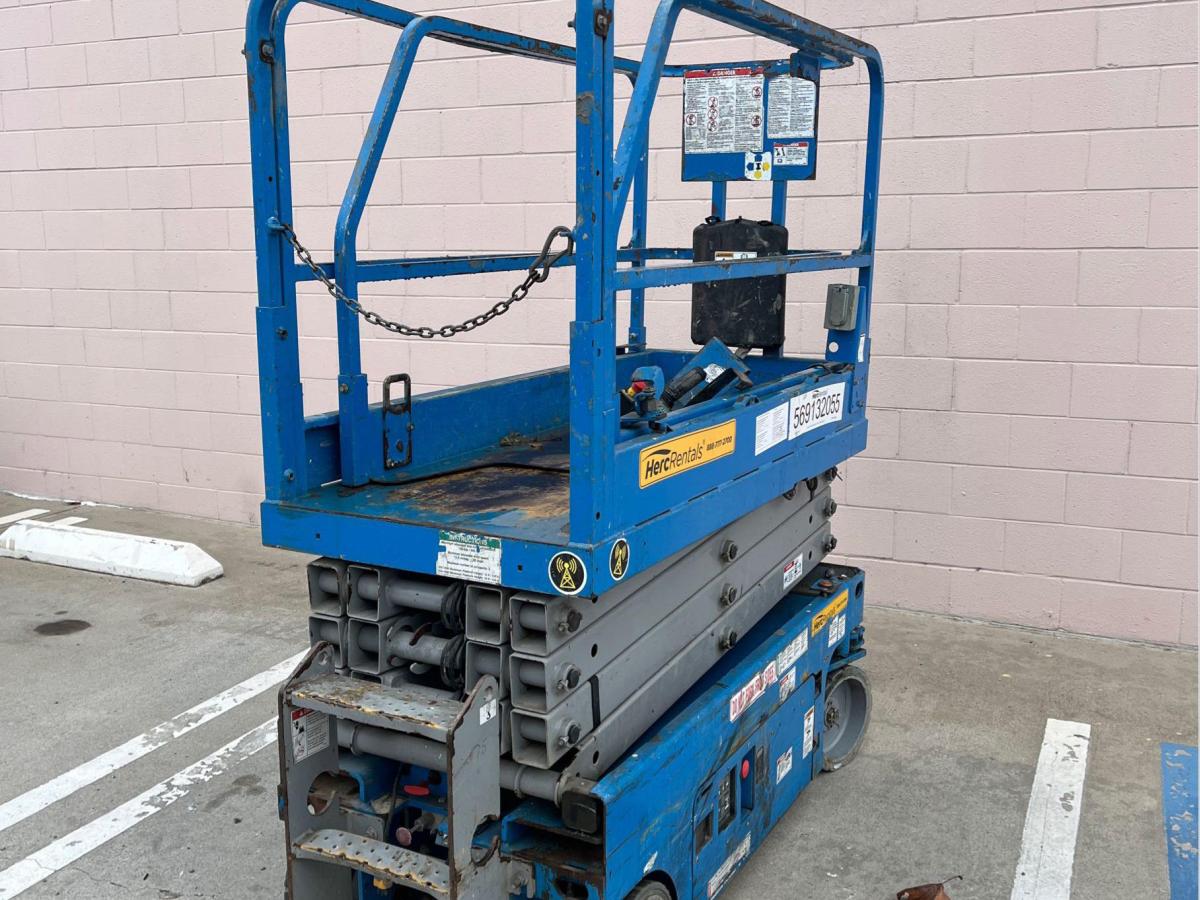 2017 Genie GS-1930