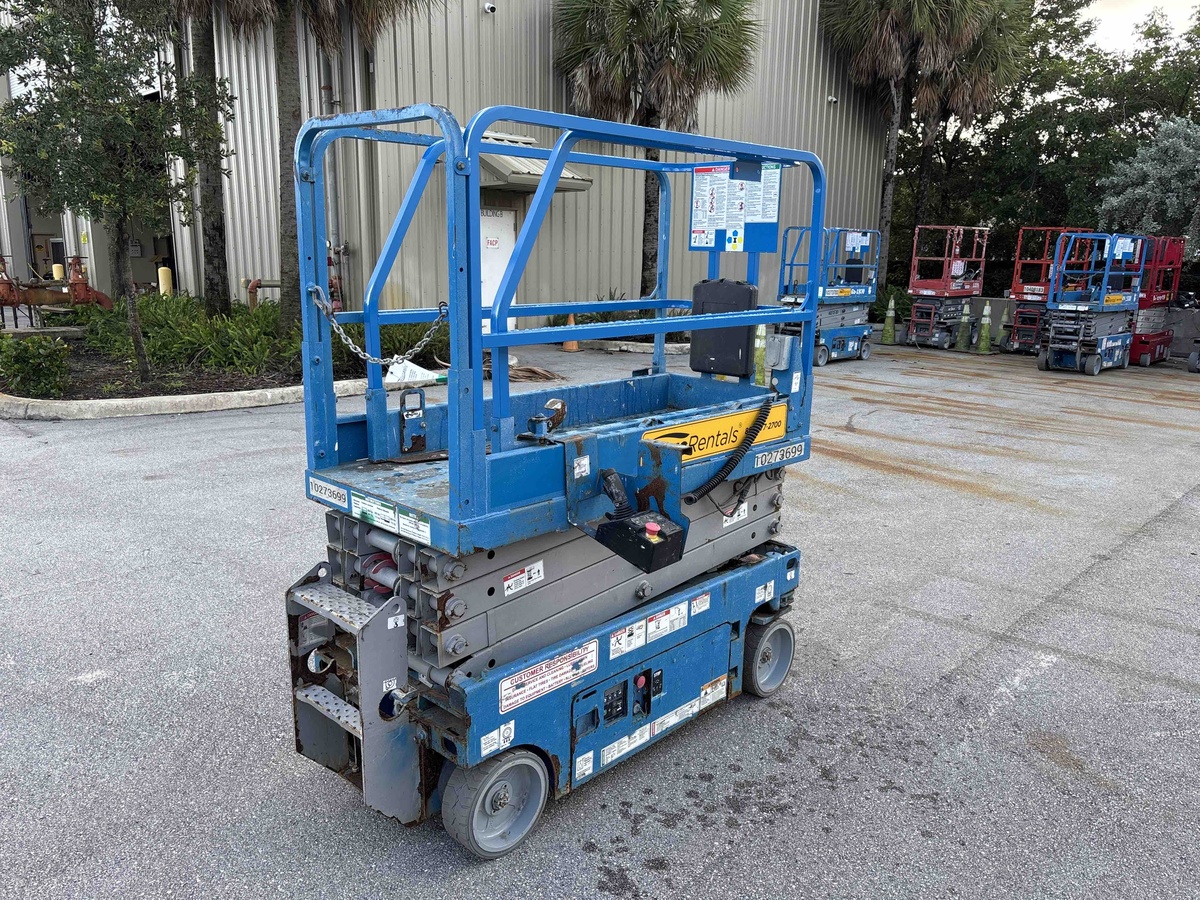 2019 Genie GS-1930