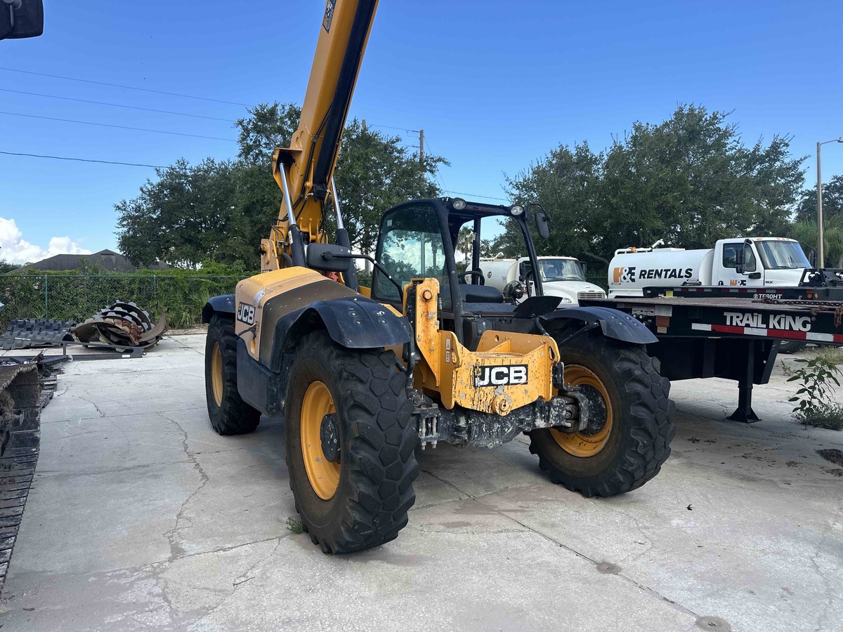2018 JCB 509-42-3