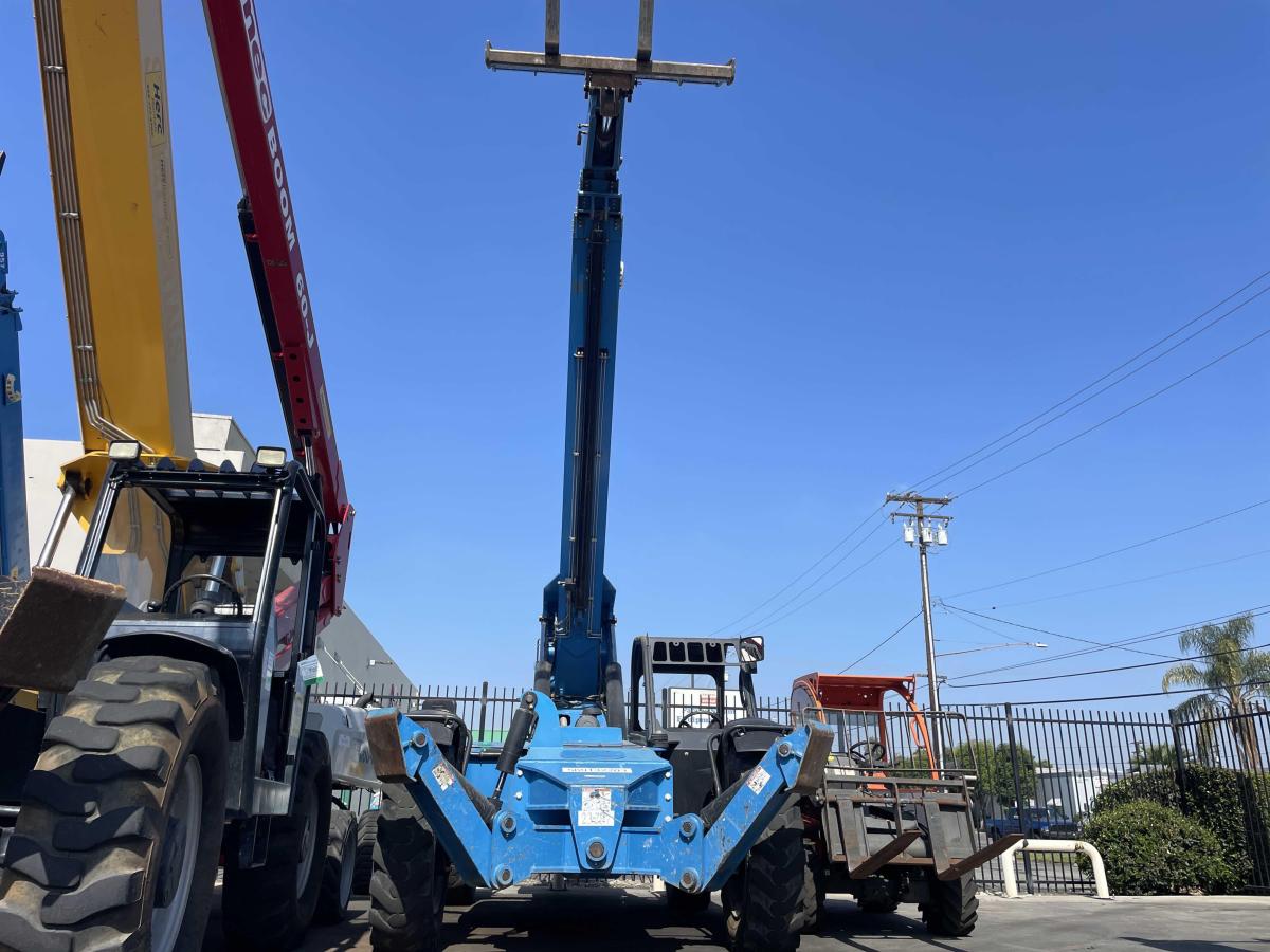 2018 Genie GTH-1056-2